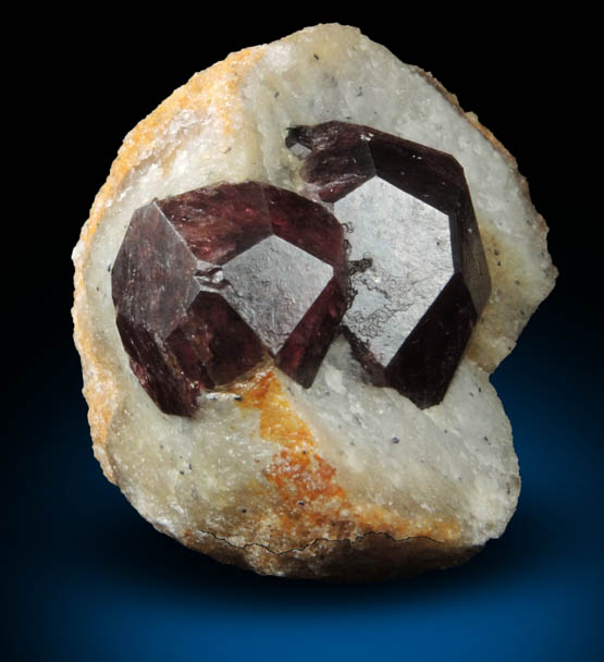 Almandine Garnet in Quartz nodule from Serrote Redondo, near Pedra Lavrada, Paraiba, Brazil