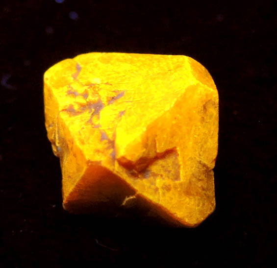 Zircon from Rio do Peixe, Gois, Brazil