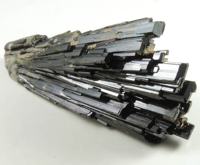 Epidote from Pampa Blanca District, Castrovirreyna Province, Huancavelica, Peru