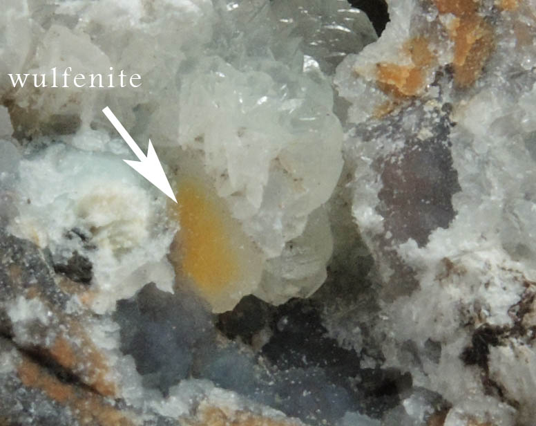 Descloizite on Hemimorphite over Wulfenite from Finch Mine, north of Hayden, Banner District, Gila County, Arizona