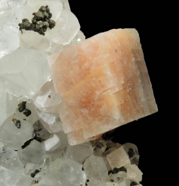 Chabazite on Calcite, Quartz, Chamosite from Upper New Street Quarry, Paterson, Passaic County, New Jersey