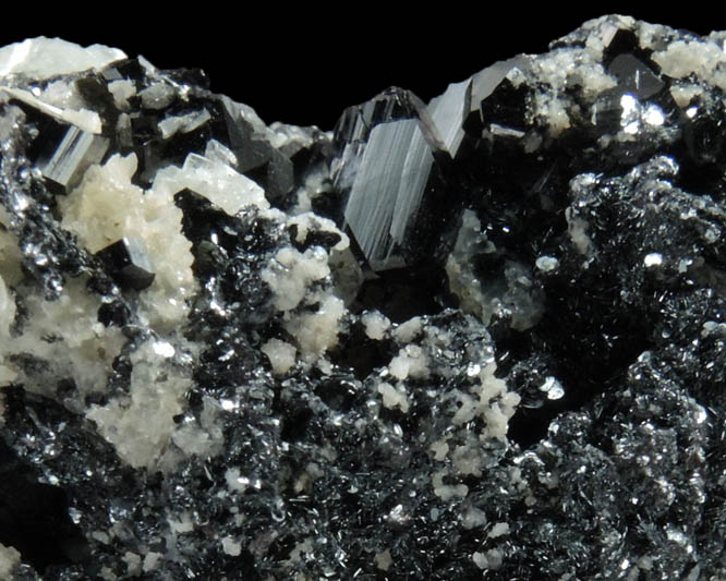 Babingtonite, Prehnite, Calcite, Epidote from Cheapside Quarry, East Deerfield, Franklin County, Massachusetts