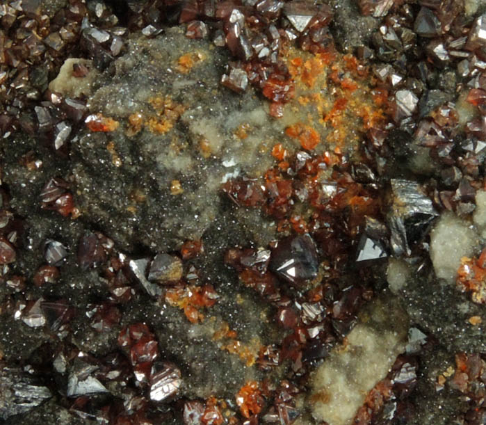 Sphalerite (Spinel-Law twinned crystals) from Viburnum Trend, Reynolds County, Missouri