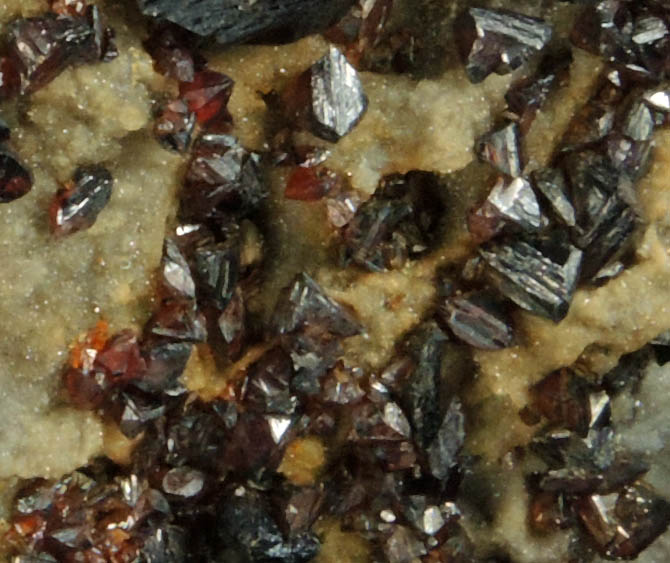 Sphalerite (Spinel-Law twinned crystals) from Viburnum Trend, Reynolds County, Missouri