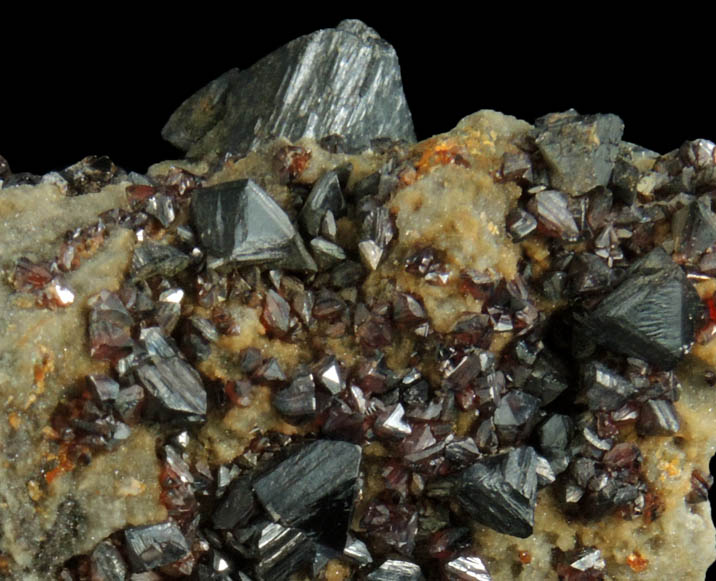 Sphalerite (Spinel-Law twinned crystals) from Viburnum Trend, Reynolds County, Missouri