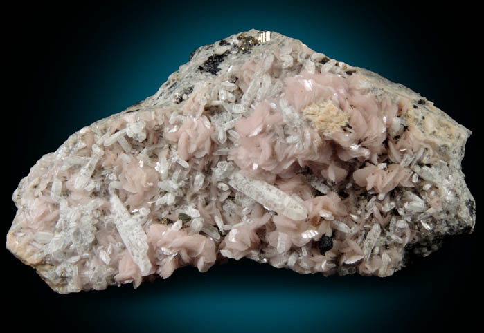 Rhodochrosite, Quartz, Sphalerite from Julie Fisk Mine, Leadville District, Lake County, Colorado