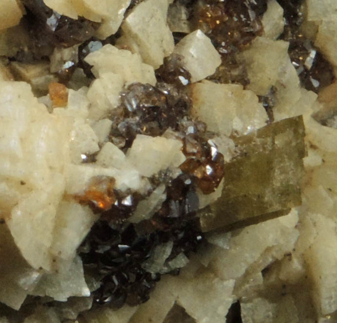 Sphalerite, Dolomite, Siderite, Pyrite from Mina Troya, Mutiloa, 19 km southwest of San Sebastin, Pais Vasco, Spain