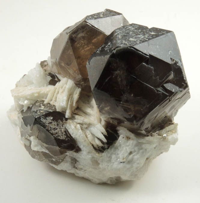 Quartz var. Smoky Quartz (Dauphiné Law Twin) from Moat Mountain, west of North Conway, Carroll County, New Hampshire