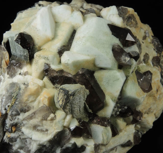 Microcline with Smoky Quartz from Moat Mountain, Oliver Diggings, Hale's Location, west of North Conway, Carroll County, New Hampshire