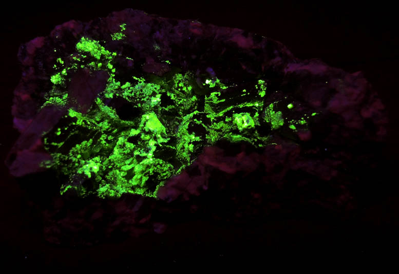 Microcline, Albite, Smoky Quartz, Hyalite Opal from Moat Mountain, on the trail above the Oliver Diggings, Hale's Location, west of North Conway, Carroll County, New Hampshire