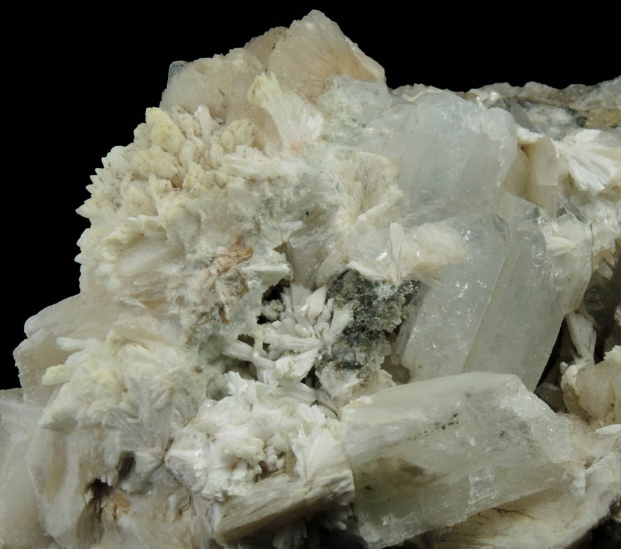 Apophyllite, Stilbite, Laumontite from Upper New Street Quarry, Passaic County, New Jersey