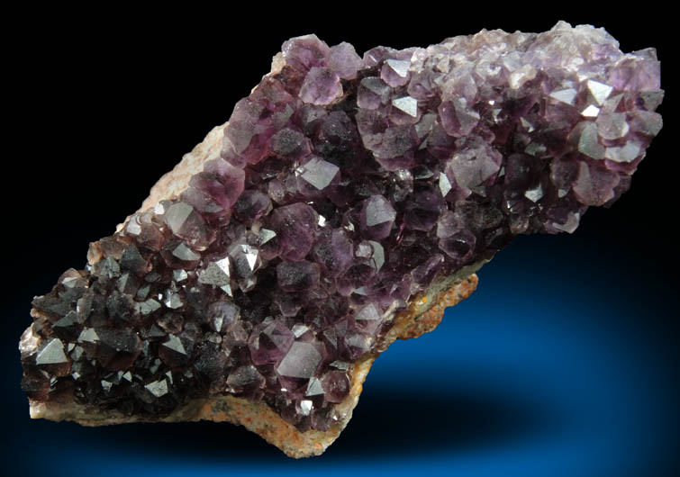 Quartz var. Amethyst Quartz from Pearl Station, Thunder Bay District, Ontario, Canada