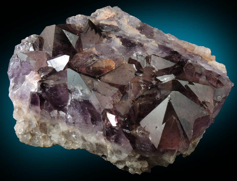 Quartz var. Amethyst Quartz with Hematite inclusions from Pearl Station, Thunder Bay District, Ontario, Canada