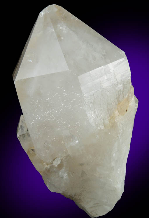 Quartz with phantom-growth zone from Red Bridge Mine, Spring Glen, Ellenville District, Ulster County, New York