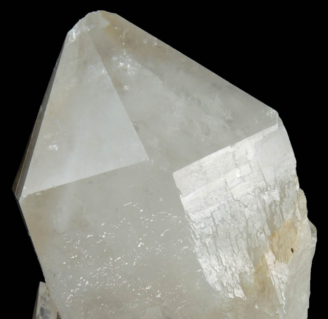 Quartz with phantom-growth zone from Red Bridge Mine, Spring Glen, Ellenville District, Ulster County, New York