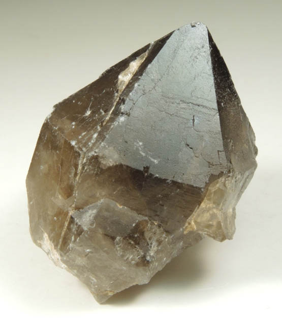 Quartz var. Smoky Quartz (doubly terminated Dauphin Law twinned) from Moat Mountain, west of North Conway, Carroll County, New Hampshire