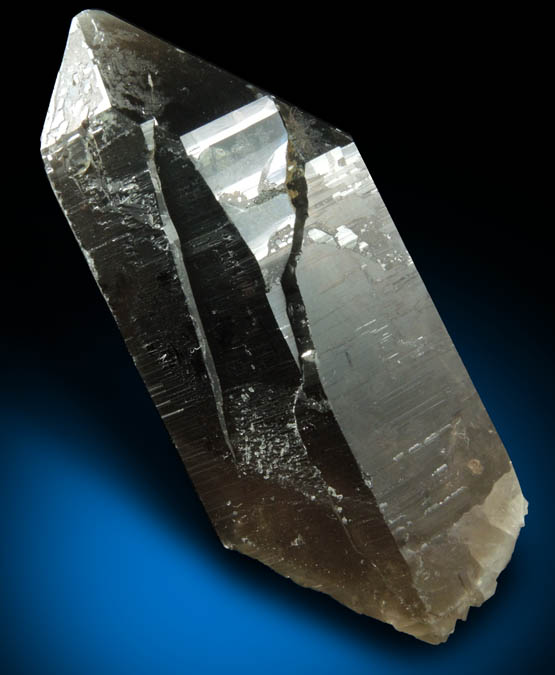 Quartz var. Smoky Quartz (Dauphiné Law Twinned) from Moat Mountain, west of North Conway, Carroll County, New Hampshire