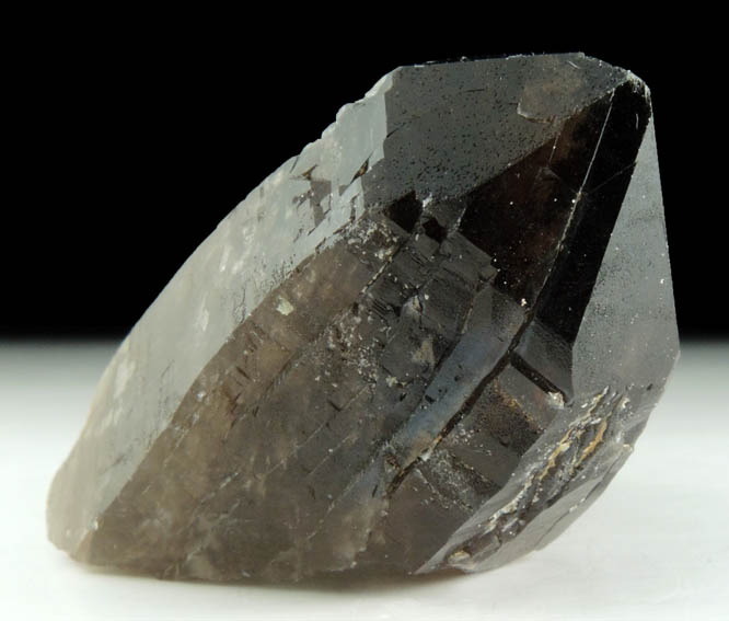 Quartz var. Smoky Quartz (Dauphin-law twin) with Microcline inclusions from Moat Mountain, west of North Conway, Carroll County, New Hampshire