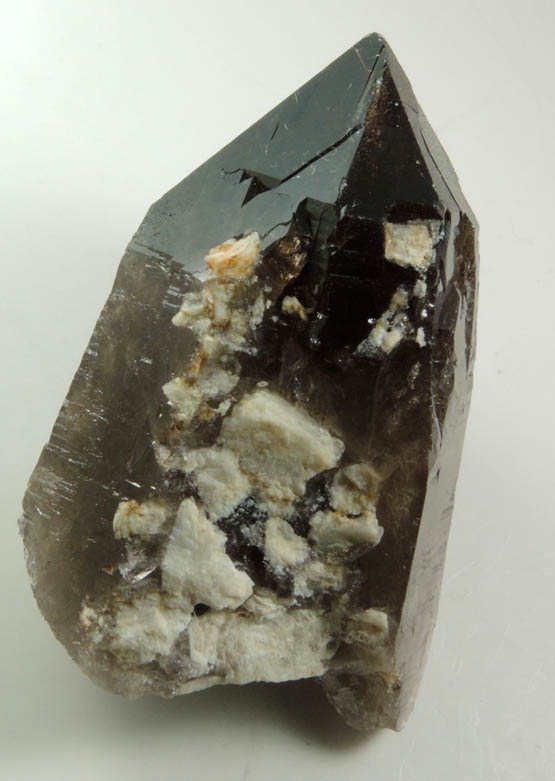 Quartz var. Smoky Quartz (Dauphin-law twin) with Microcline inclusions from Moat Mountain, west of North Conway, Carroll County, New Hampshire