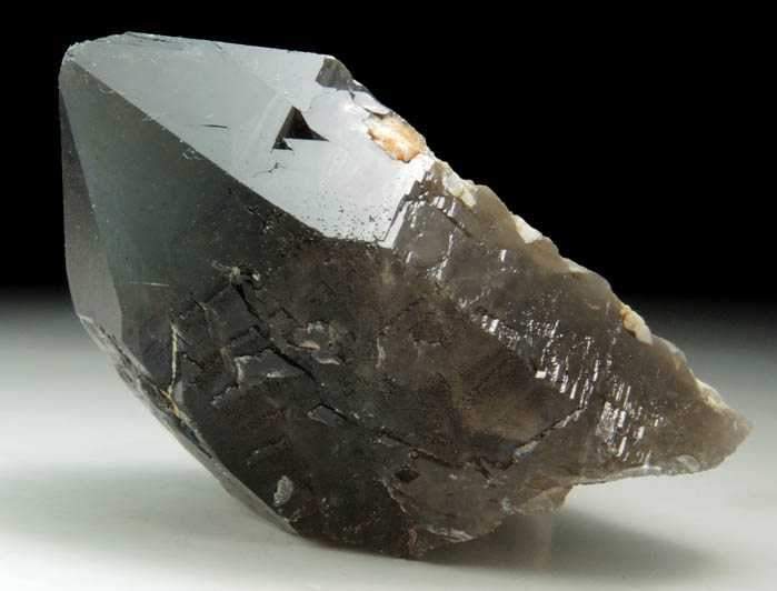 Quartz var. Smoky Quartz (Dauphin-law twin) with Microcline inclusions from Moat Mountain, west of North Conway, Carroll County, New Hampshire