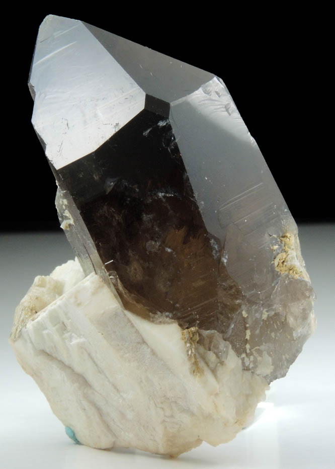 Quartz var. Smoky Quartz (Dauphin-law twin) on Microcline from Moat Mountain, west of North Conway, Carroll County, New Hampshire