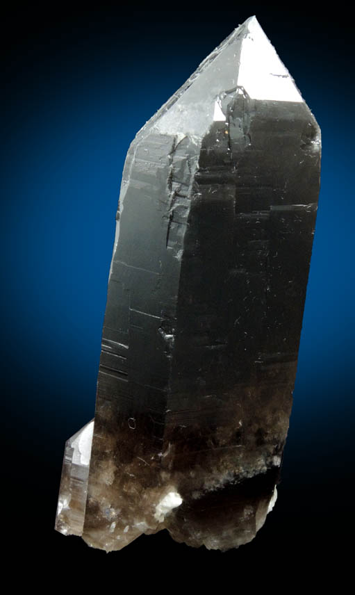 Quartz var. Smoky Quartz (Dauphin-law twins) from Moat Mountain, west of North Conway, Carroll County, New Hampshire