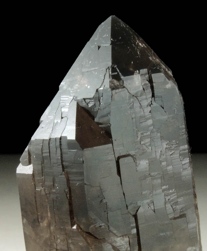 Quartz var. Smoky Quartz (Dauphin-law twins) from Moat Mountain, west of North Conway, Carroll County, New Hampshire