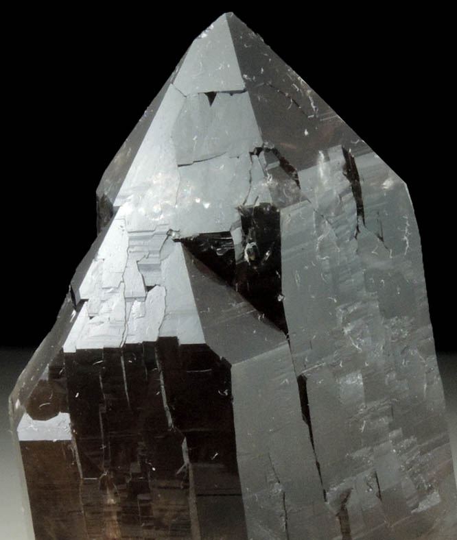 Quartz var. Smoky Quartz (Dauphiné-law twins) from Moat Mountain, west of North Conway, Carroll County, New Hampshire