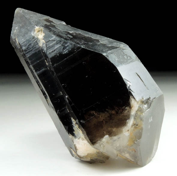 Quartz var. Smoky Quartz (Dauphin-law twins) from Moat Mountain, west of North Conway, Carroll County, New Hampshire