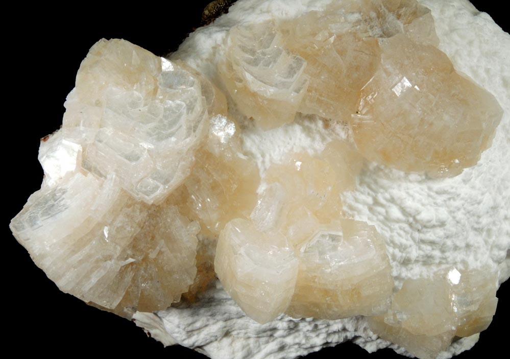 Heulandite on Mordenite from Aurangabad, Maharashtra, India