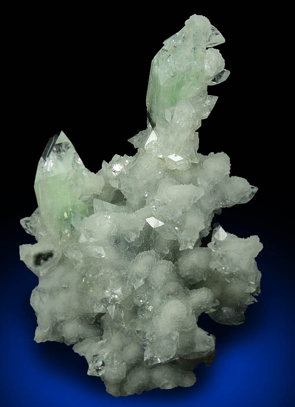 Quartz (stalactitic growth) with Apophyllite from Nagar District, Maharashtra, India