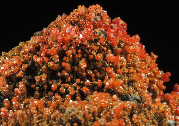 Vanadinite on Quartz from Apache Mine (Vanadium Shaft), 8 km north of Globe, Gila County, Arizona