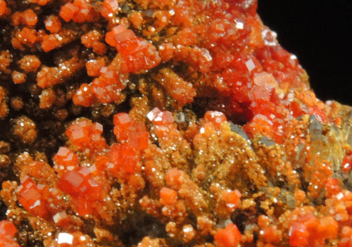 Vanadinite on Quartz from Apache Mine (Vanadium Shaft), 8 km north of Globe, Gila County, Arizona