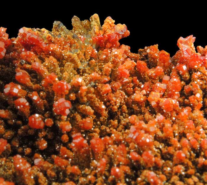 Vanadinite on Quartz from Apache Mine (Vanadium Shaft), 8 km north of Globe, Gila County, Arizona