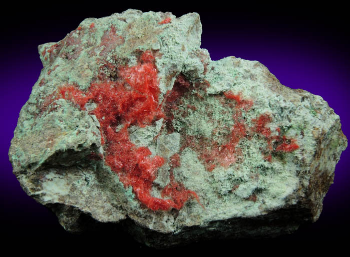 Cuprite var. Chalcotrichite on Chrysocolla from Ray Mine, Mineral Creek District, Pinal County, Arizona