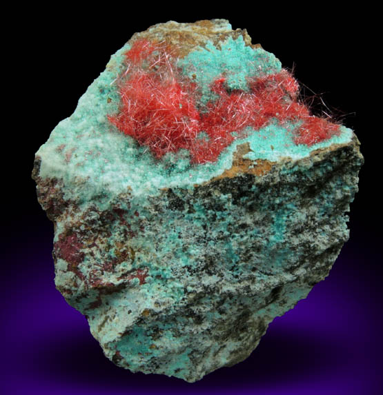 Cuprite var. Chalcotrichite on Chrysocolla from Ray Mine, Mineral Creek District, Pinal County, Arizona