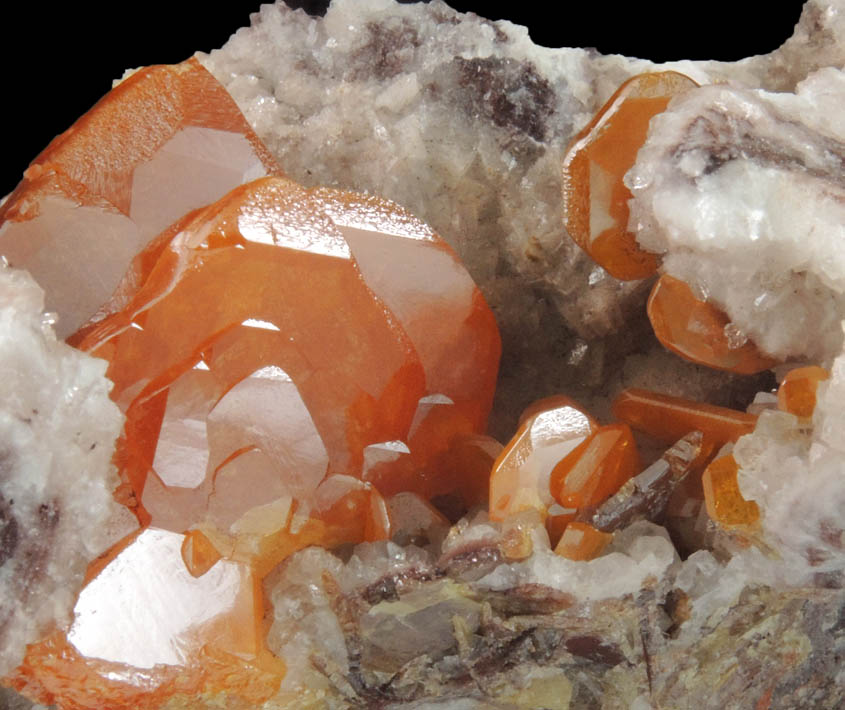 Wulfenite on Calcite from Sierra de Los Lamentos, Chihuahua, Mexico