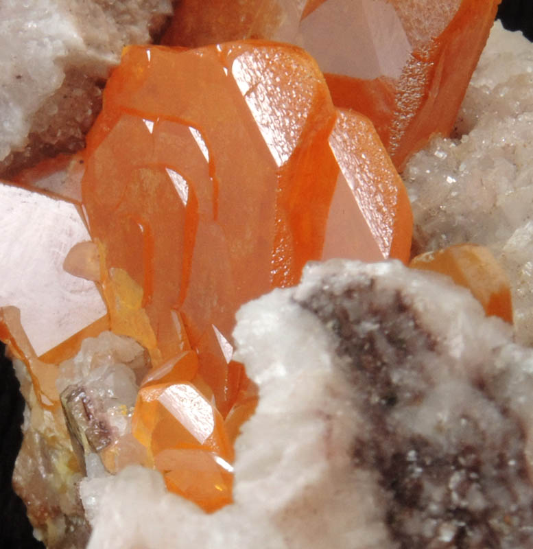 Wulfenite on Calcite from Sierra de Los Lamentos, Chihuahua, Mexico