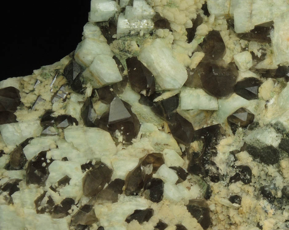 Microcline, Smoky Quartz, Albite from Moat Mountain, Oliver Diggings, Hale's Location, west of North Conway, New Hampshire