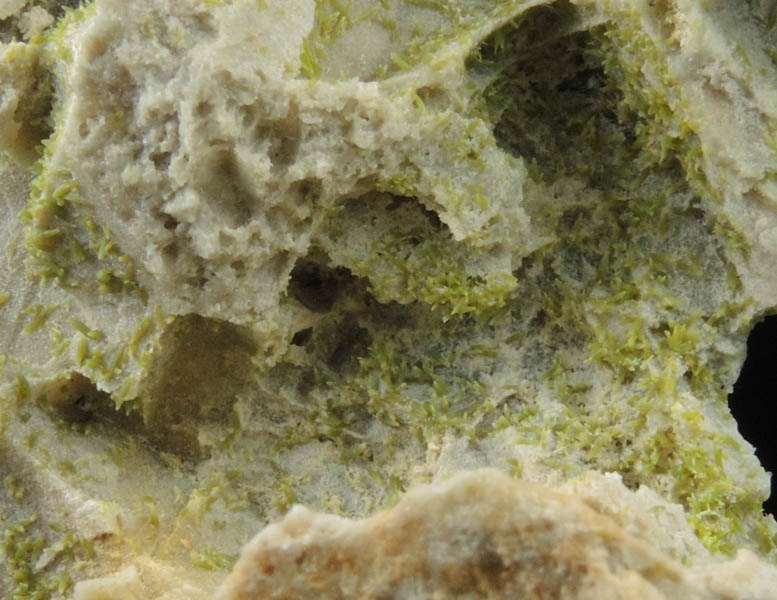 Pyromorphite on Quartz pseudomorphic molds after Barite from Brookdale Mine, Phoenixville District, Chester County, Pennsylvania