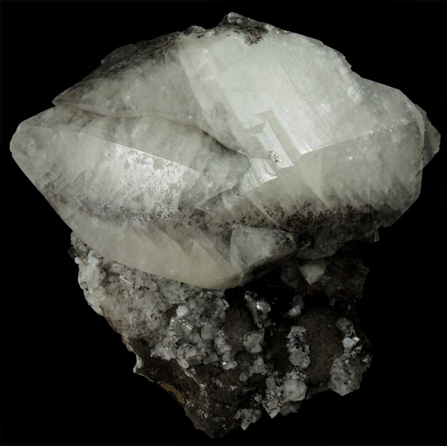 Calcite (twinned crystals) from Prospect Park Quarry, Prospect Park, Passaic County, New Jersey