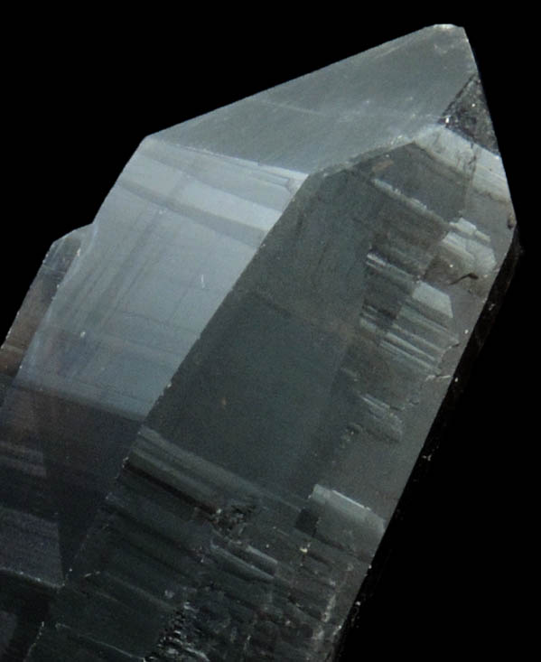 Quartz var. Smoky Quartz (Dauphin Law Twins) from Moat Mountain, west of North Conway, Carroll County, New Hampshire