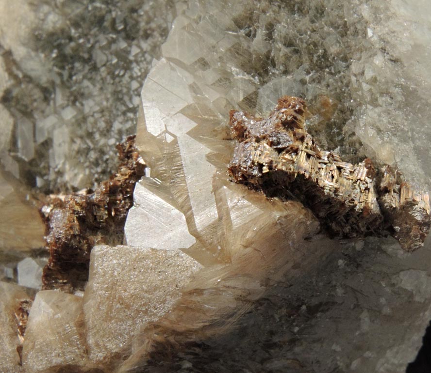 Quartz with Rutile inclusions and Rutile pseudomorphs after Anatase from Cuiab District, Gouveia, Minas Gerais, Brazil