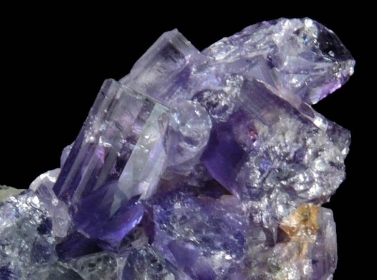 Fluorapatite over Bertrandite from Lavra da Golconda, near Governador Valadares, Minas Gerais, Brazil