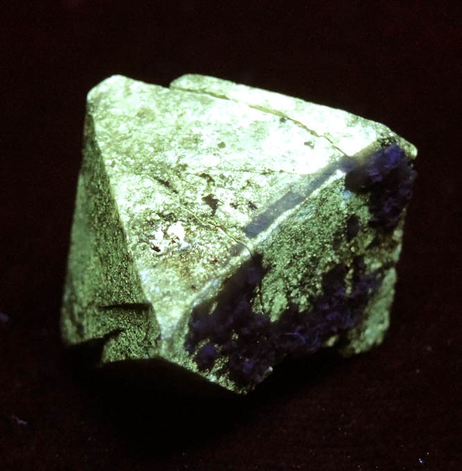 Scheelite from Darwin District, Inyo County, California