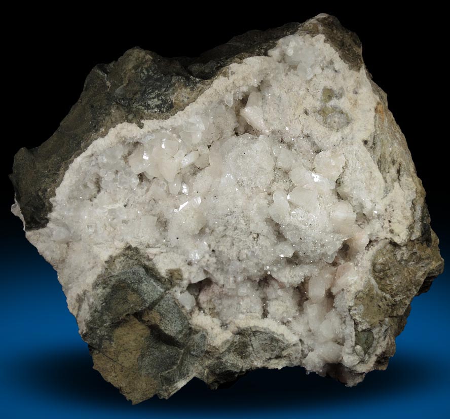 Heulandite, Calcite, Quartz, Pyrite from Upper New Street Quarry, Paterson, Passaic County, New Jersey