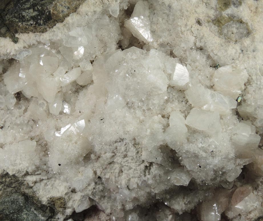 Heulandite, Calcite, Quartz, Pyrite from Upper New Street Quarry, Paterson, Passaic County, New Jersey