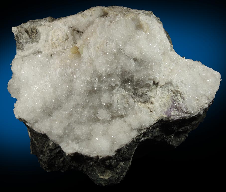 Heulandite, Calcite, Quartz, Prehnite from Upper New Street Quarry, Paterson, Passaic County, New Jersey