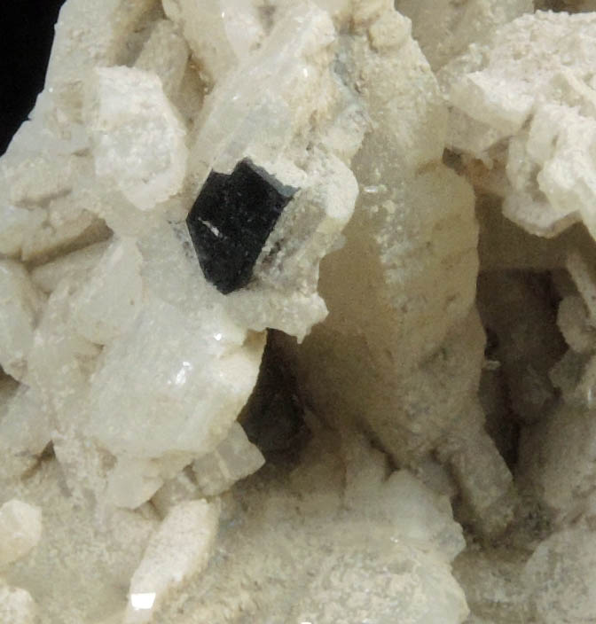 Albite var. Cleavelandite with Columbite-(Fe) from Emmons Quarry, southeastern slope of Uncle Tom Mountain,  Greenwood, Oxford County, Maine