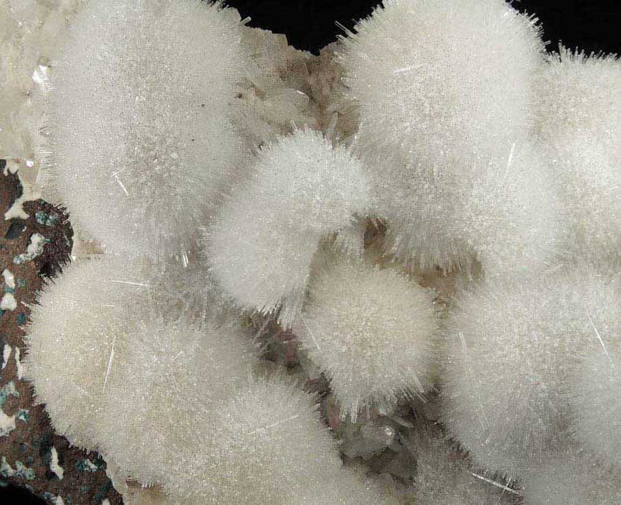 Mesolite over Stilbite from Pune District, Maharashtra, India